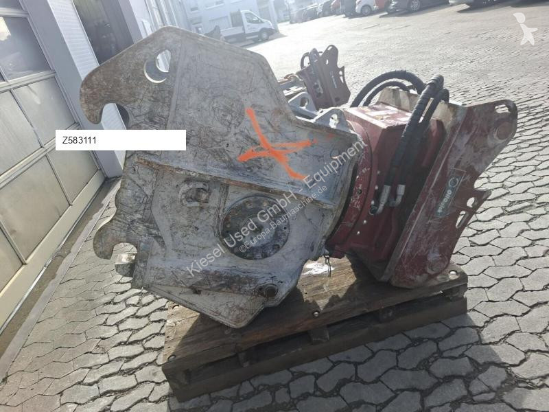 Equipamentos de obras Demarec Attache rapide...