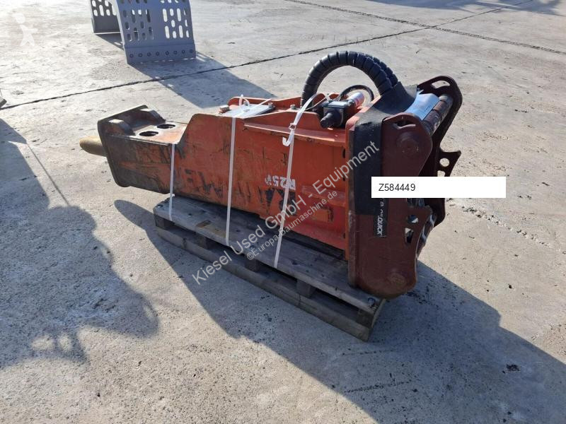 Echipamente pentru construcţii Rammer R25P