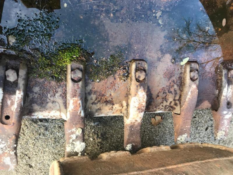 Vybavenie stavebného stroja  Attache à Axe de 70