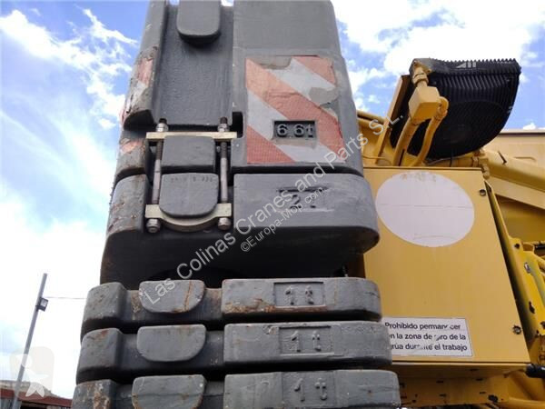Vybavenie stavebného stroja Grove GMK 3055