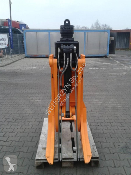 Echipamente pentru construcţii  UNIWERSALNY...