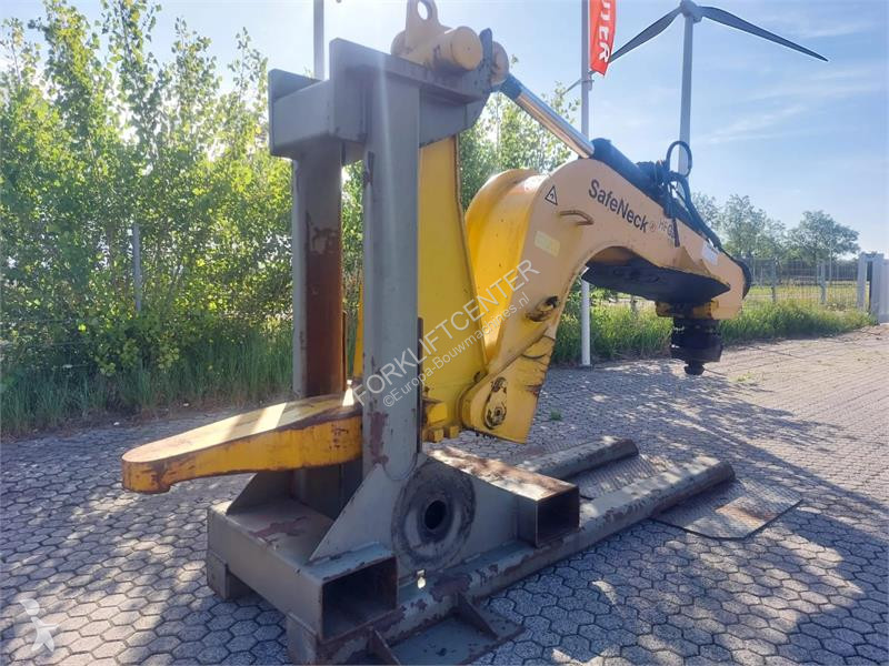 Vybavenie stavebného stroja  SAN 40L SafeNeck...