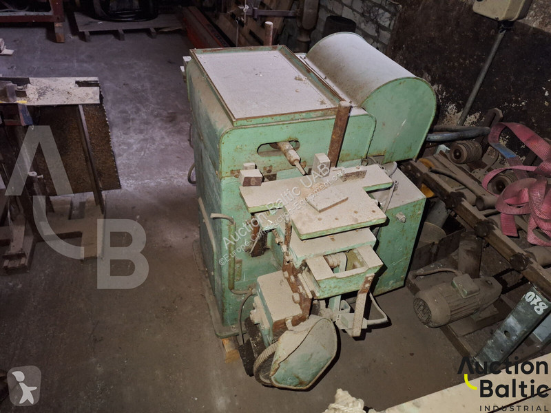 Vybavenie stavebného stroja  machine