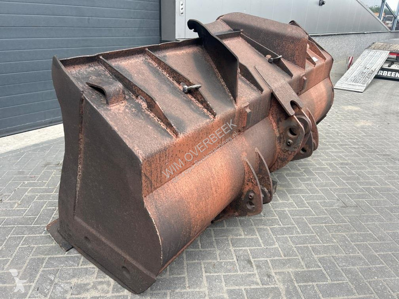 Vybavenie stavebného stroja Liebherr L524 -...