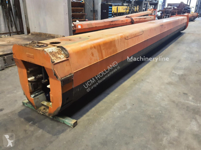 تجهيزات الأشغال العمومية Liebherr