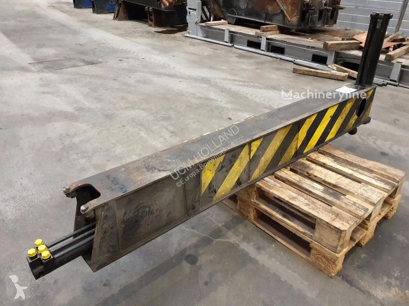 تجهيزات الأشغال العمومية Liebherr