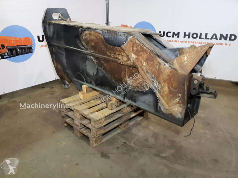 تجهيزات الأشغال العمومية Terex
