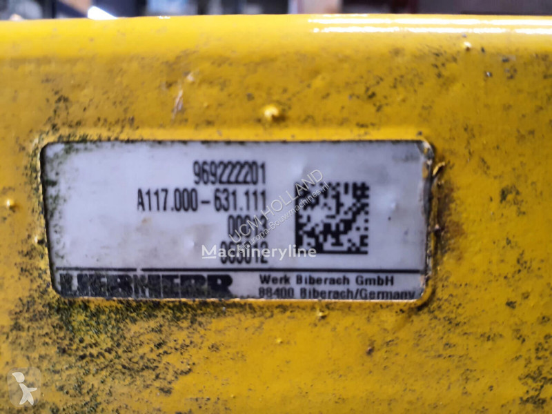 تجهيزات الأشغال العمومية Liebherr