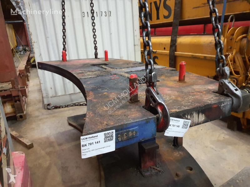 تجهيزات الأشغال العمومية Terex AC 205...