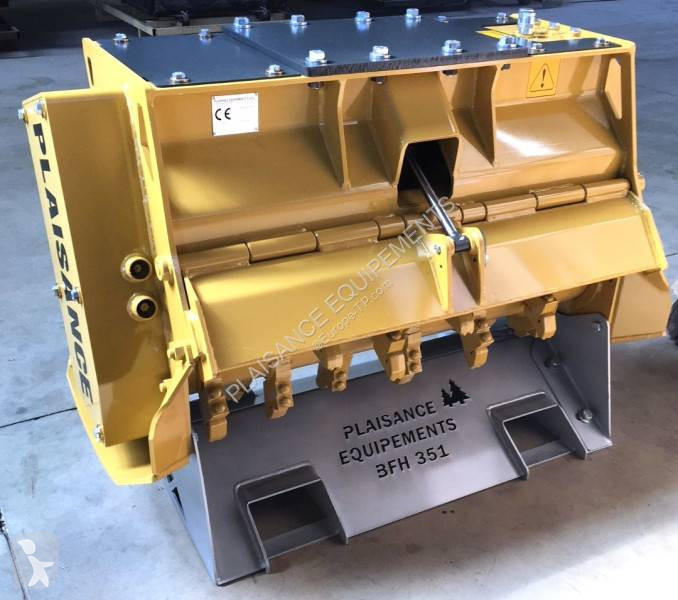 تجهيزات الأشغال العمومية Plaisance Equipements