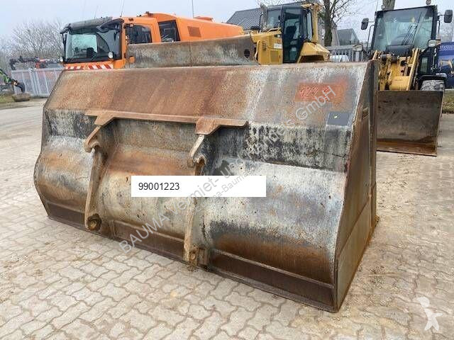 Vybavenie stavebného stroja  (1223) 3.8 cbm...