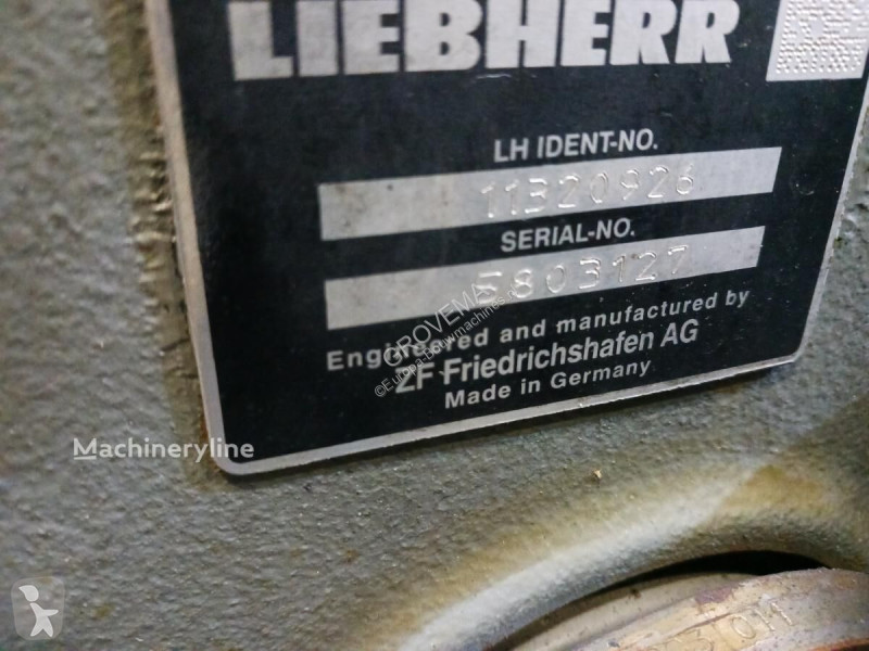 Vybavenie stavebného stroja Liebherr Transmission