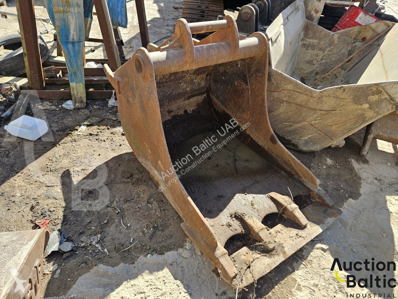 Équipements TP  bucket