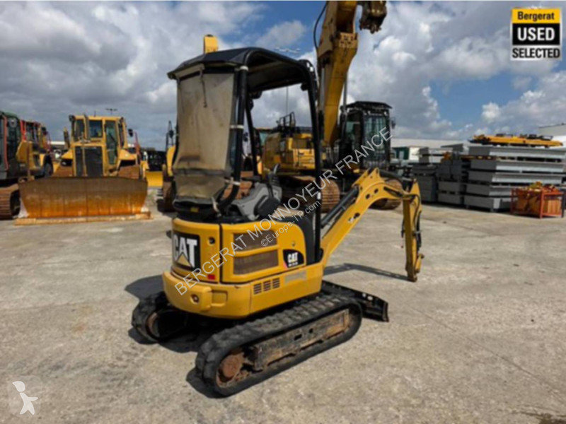 Équipements TP Caterpillar 301.7D CR