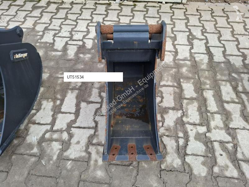 Vybavenie stavebného stroja Rädlinger...