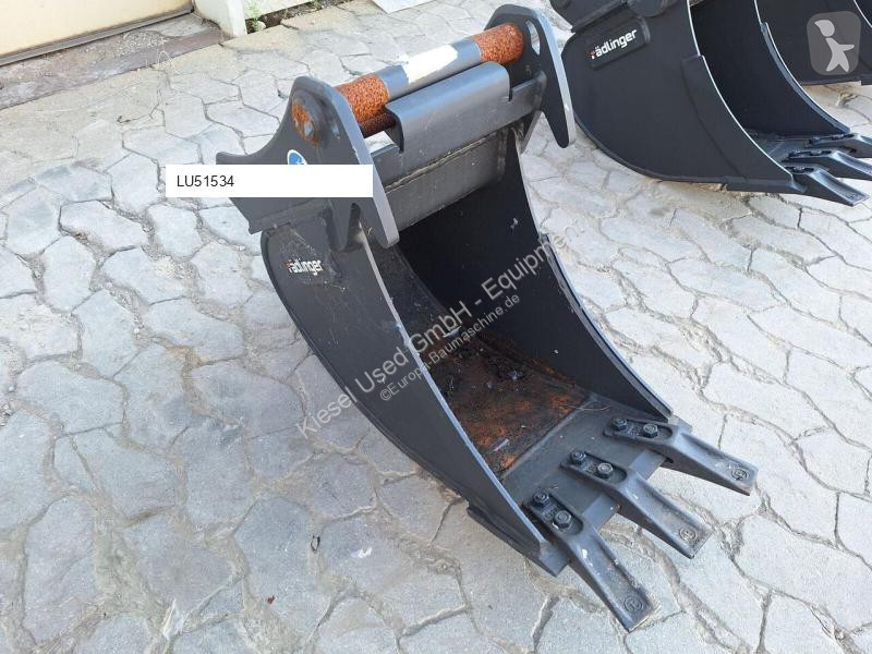 Vybavenie stavebného stroja Rädlinger KTL03-300