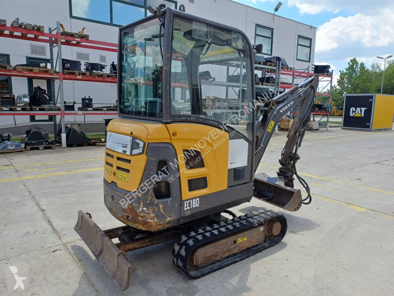 Vybavenie stavebného stroja Volvo EC18D