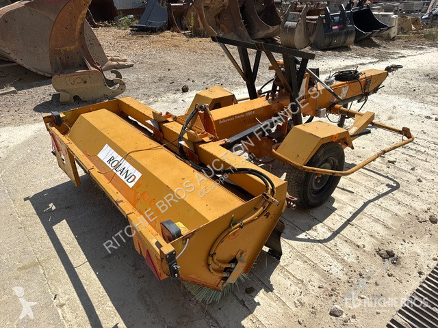Equipamentos de obras Rabaud  2000B