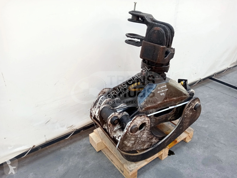 Vybavenie stavebného stroja  FG43