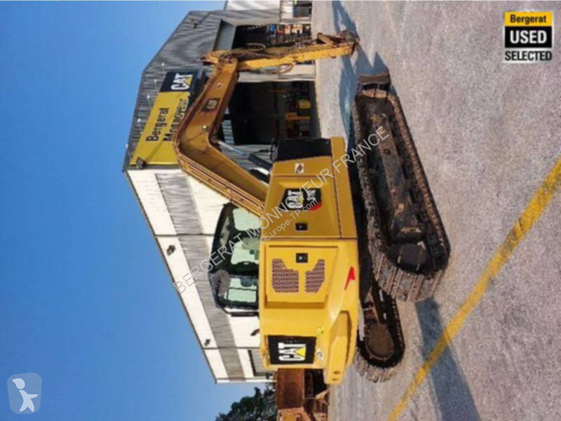 Vybavenie stavebného stroja Caterpillar 310