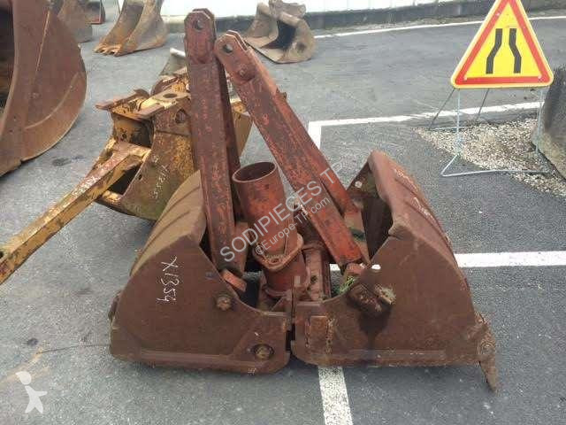 Stavební vybavení Case  600mm - ejecteurs