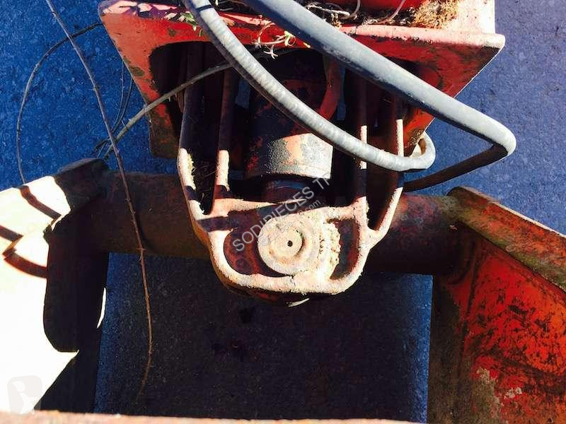 Udstyr til anlægsarbejder   Camion avec rotator...