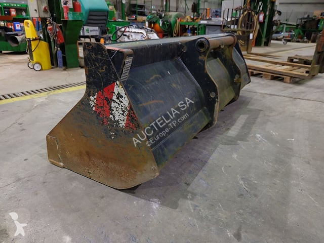 Строително оборудване Manitou