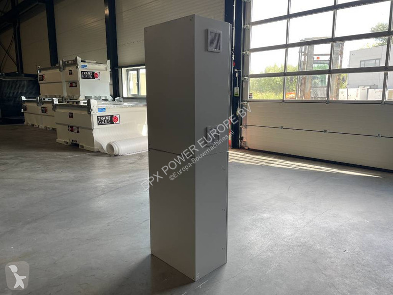تجهيزات الأشغال العمومية  Panel 630A - Max 435...