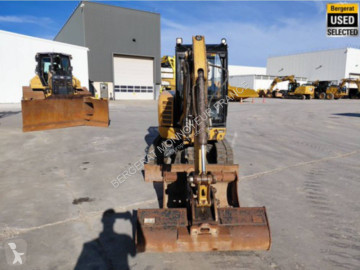 Aanbouwstukken voor bouwmachines Caterpillar