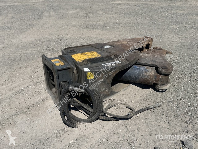 Mustang 20 machinery equipment