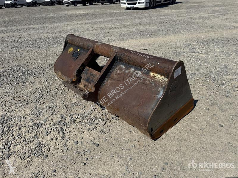 Cleanup Bucket machinery equipment