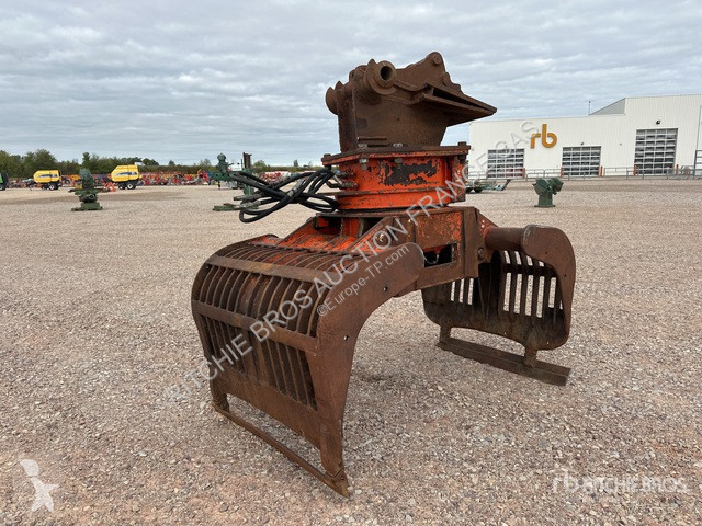 Equipamentos de obras NPK  D3500