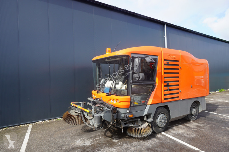 Коммунальная техника  Ravo 540 STREET SWEEPER...