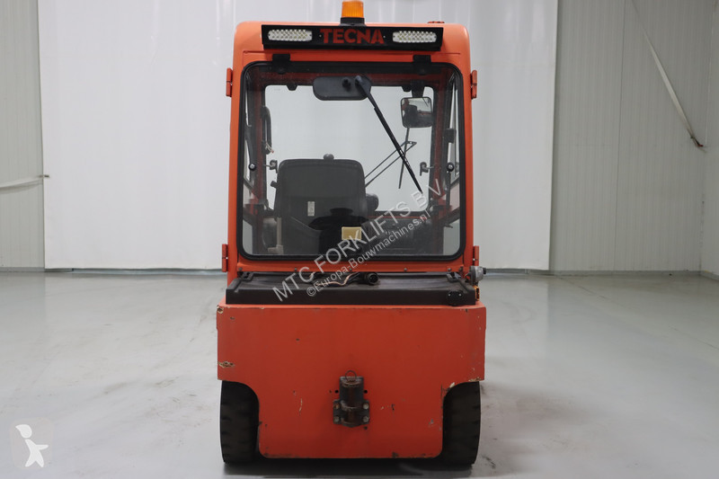 تجهيزات الأشغال العمومية Tecna VTA10