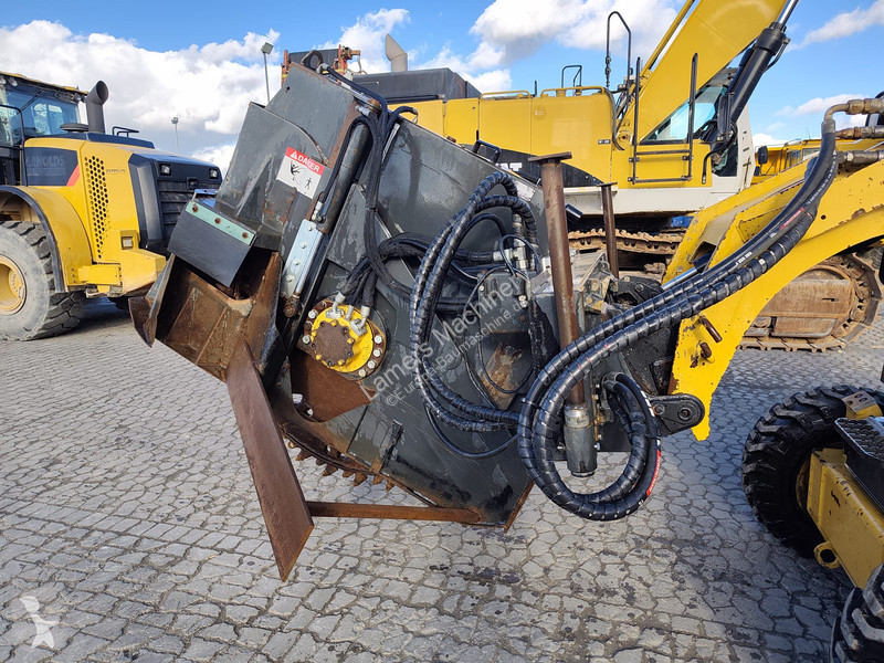 Matériel de chantier Bobcat WS24 .