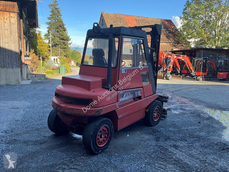 تجهيزات الأشغال العمومية Linde H40D