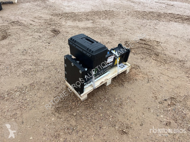 تجهيزات الأشغال العمومية Haener  HX400A