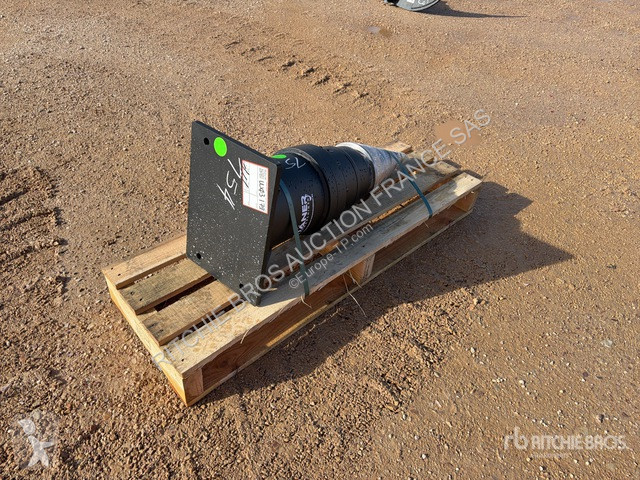 تجهيزات الأشغال العمومية Haener  HKS500