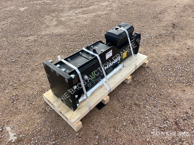 تجهيزات الأشغال العمومية Haener  HX800A