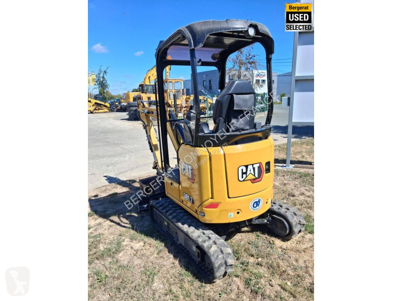تجهيزات الأشغال العمومية Caterpillar 301.7