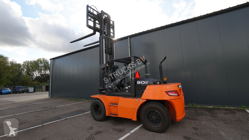 Equipamentos de obras Doosan D90S 9T FORKLIFT