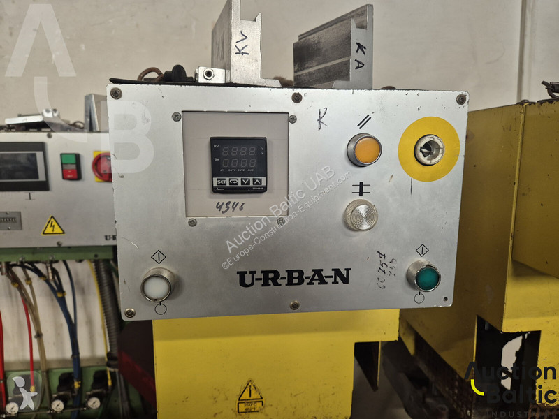 Aanbouwstukken voor bouwmachines  AKS 1200