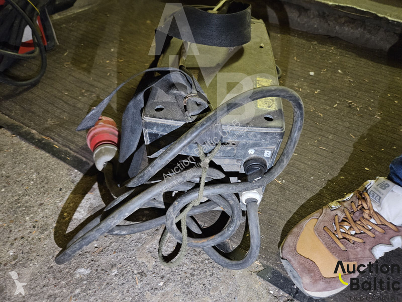 Aanbouwstukken voor bouwmachines  ARC 251i