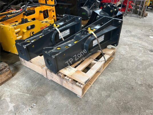 Equipamentos de obras Mustang HM202