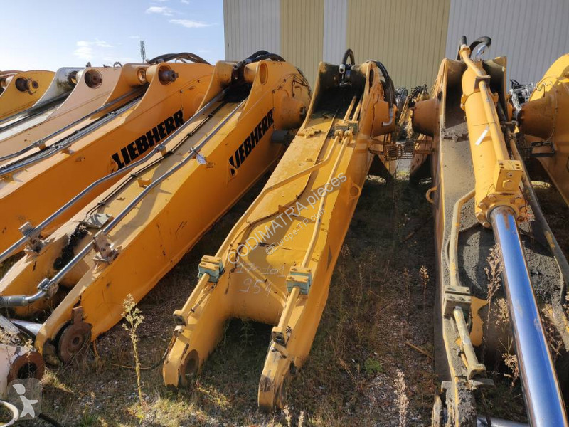 تجهيزات الأشغال العمومية Liebherr B