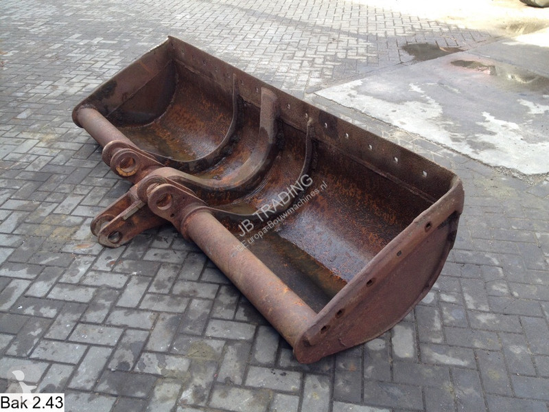 Vybavenie stavebného stroja  Ditch bucket
