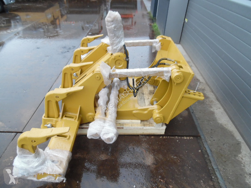 Equipamientos maquinaria OP Caterpillar Ripper...
