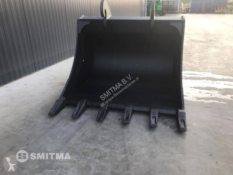 Vybavenie stavebného stroja  CW40 18-23t