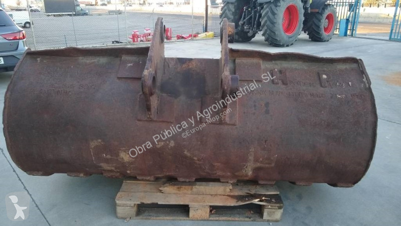 Equipamientos maquinaria OP Hyundai HX 300 L