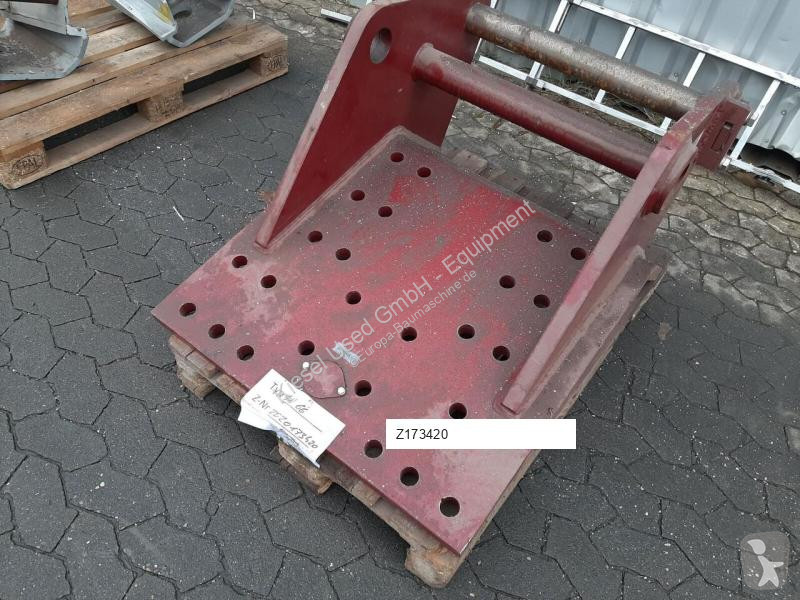 Stavební vybavení  Attache rapide WOLF SW66...